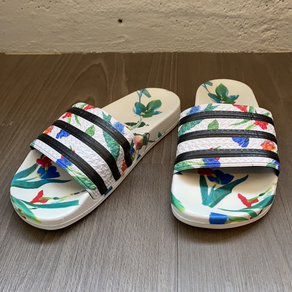 Adidas Adilette Slides - Tropical Pattern